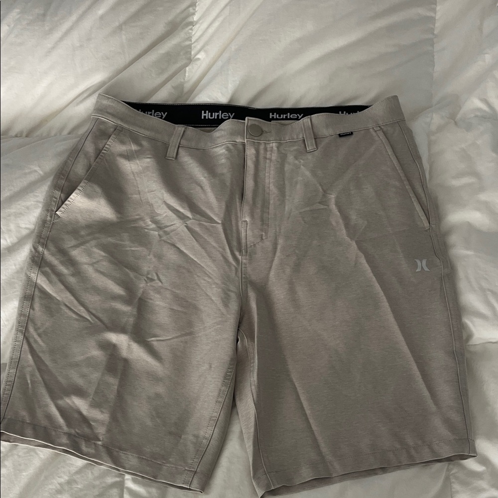 Hurley Men's Tan Flat Front Shorts